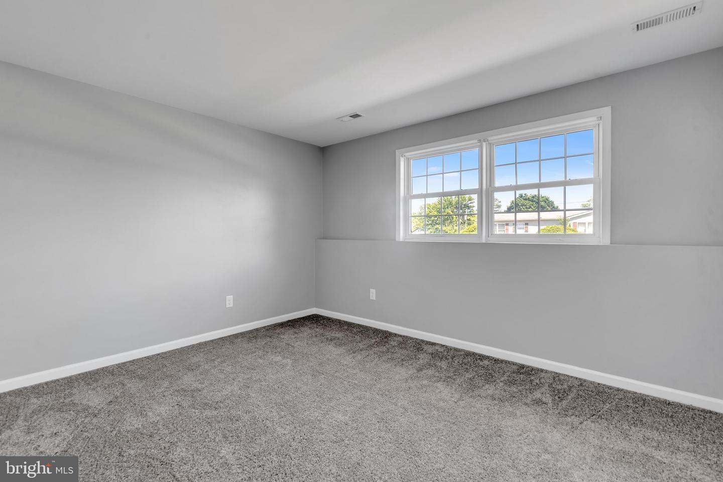 39 Middle Rd