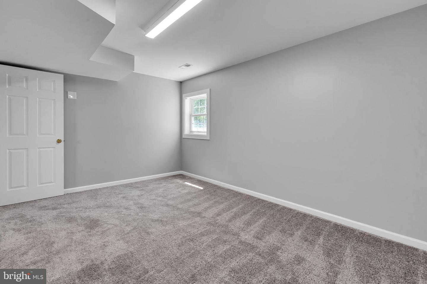 39 Middle Rd