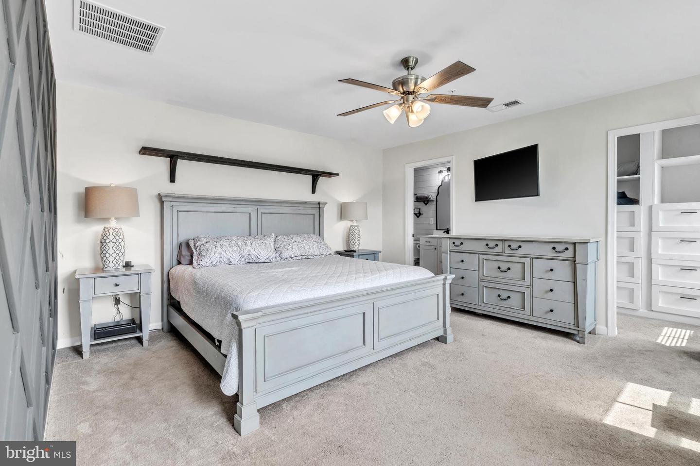 13 Bayberry Dr