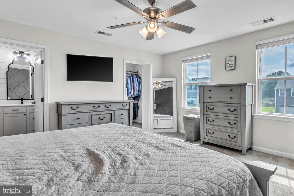 13 Bayberry Dr