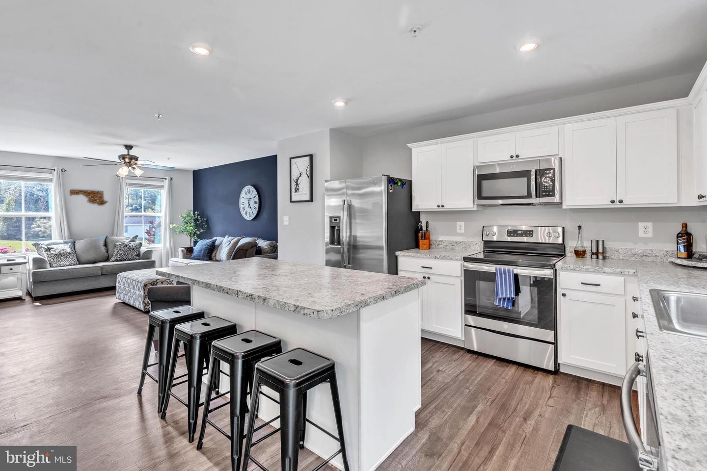 13 Bayberry Dr