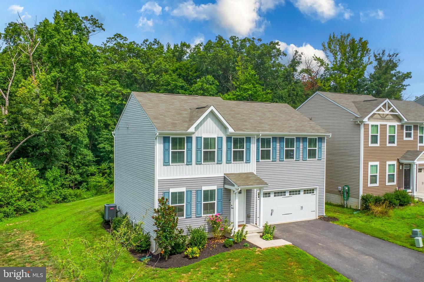 13 Bayberry Dr