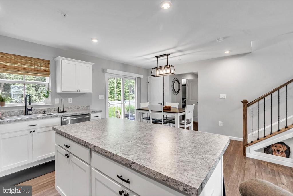 13 Bayberry Dr