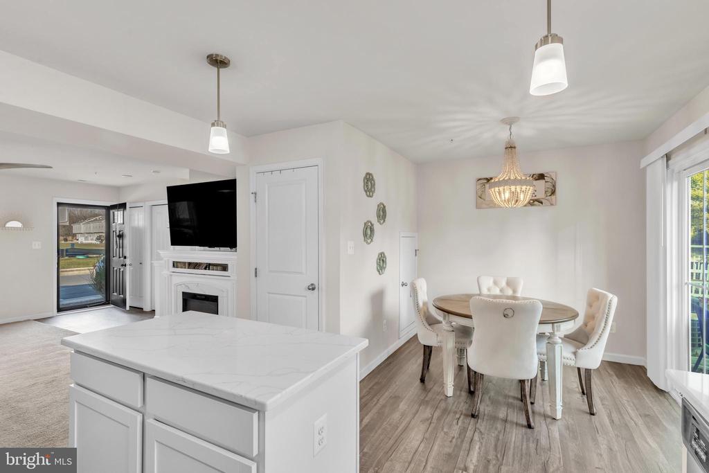 48 Azalea Cir