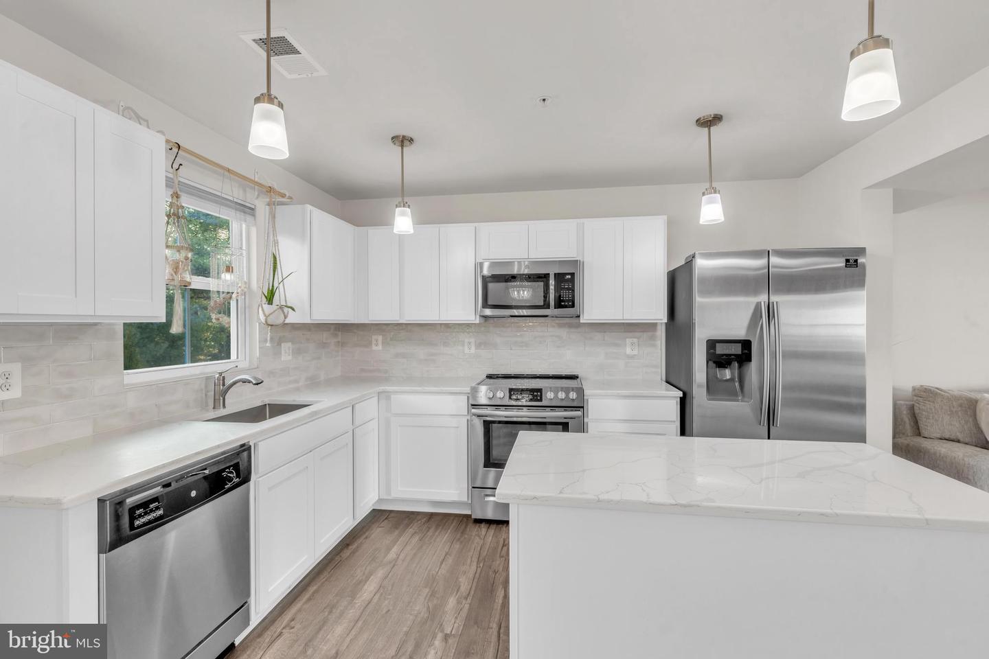 48 Azalea Cir