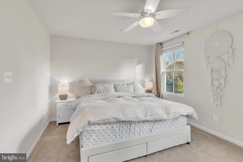 48 Azalea Cir