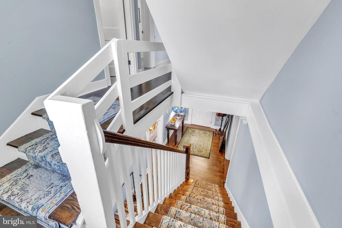 65 Hillcrest Ln