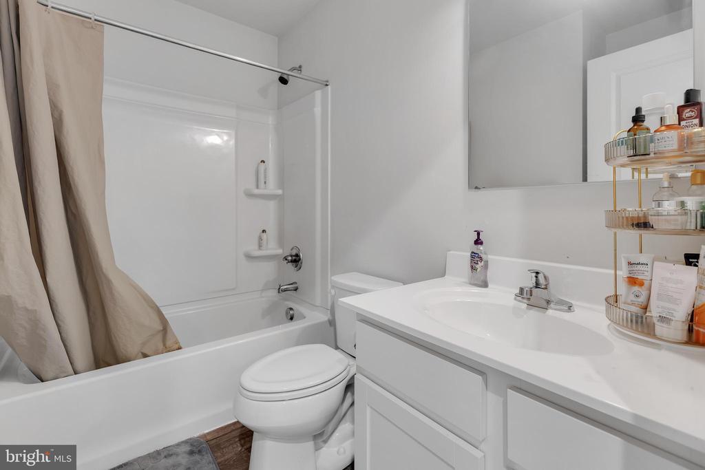 46 Azalea Cir