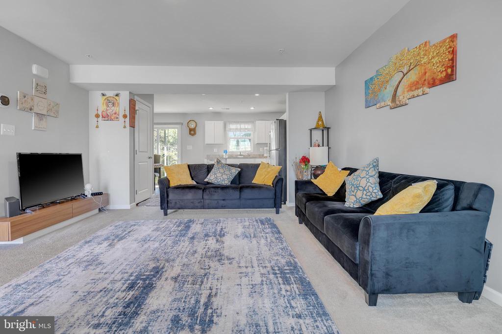 46 Azalea Cir