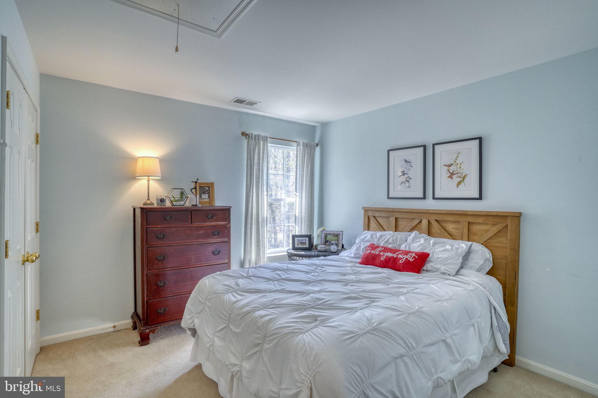 25 CRESCENT LINKS DRIVE