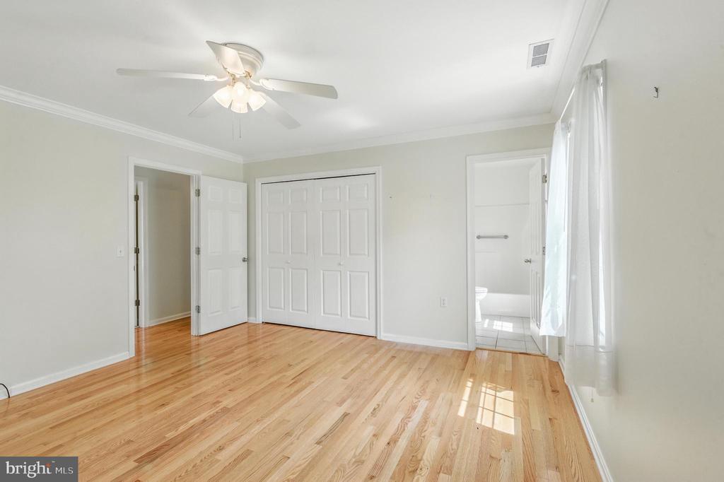 200 FEY ROAD