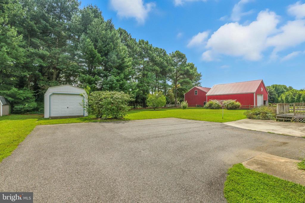 200 FEY ROAD