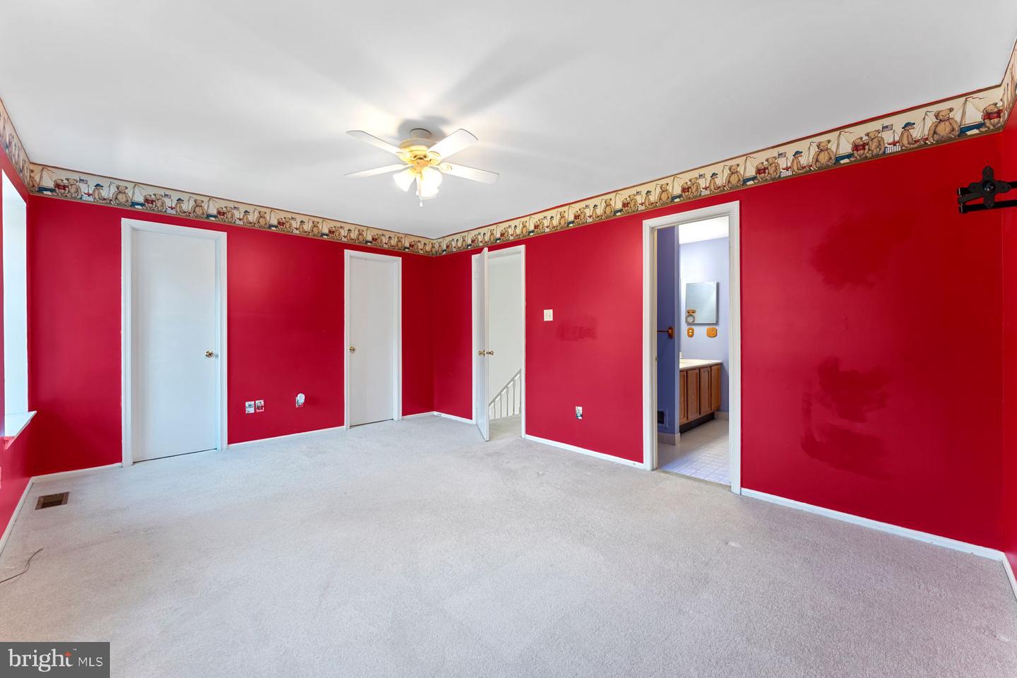 9 Carlyle Ct