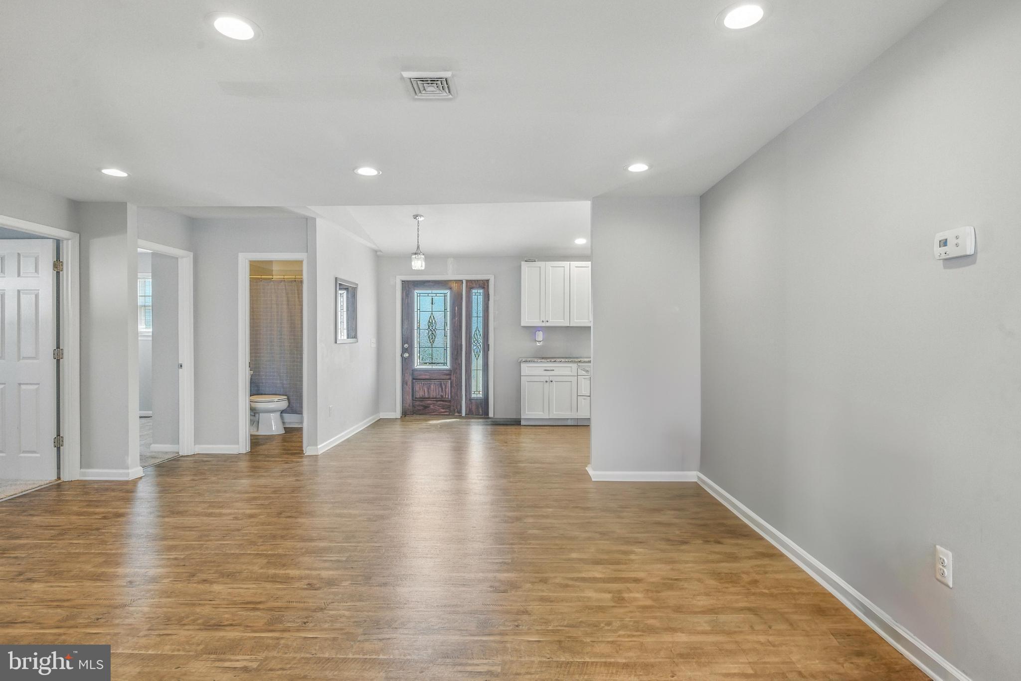 83 Morton Dr