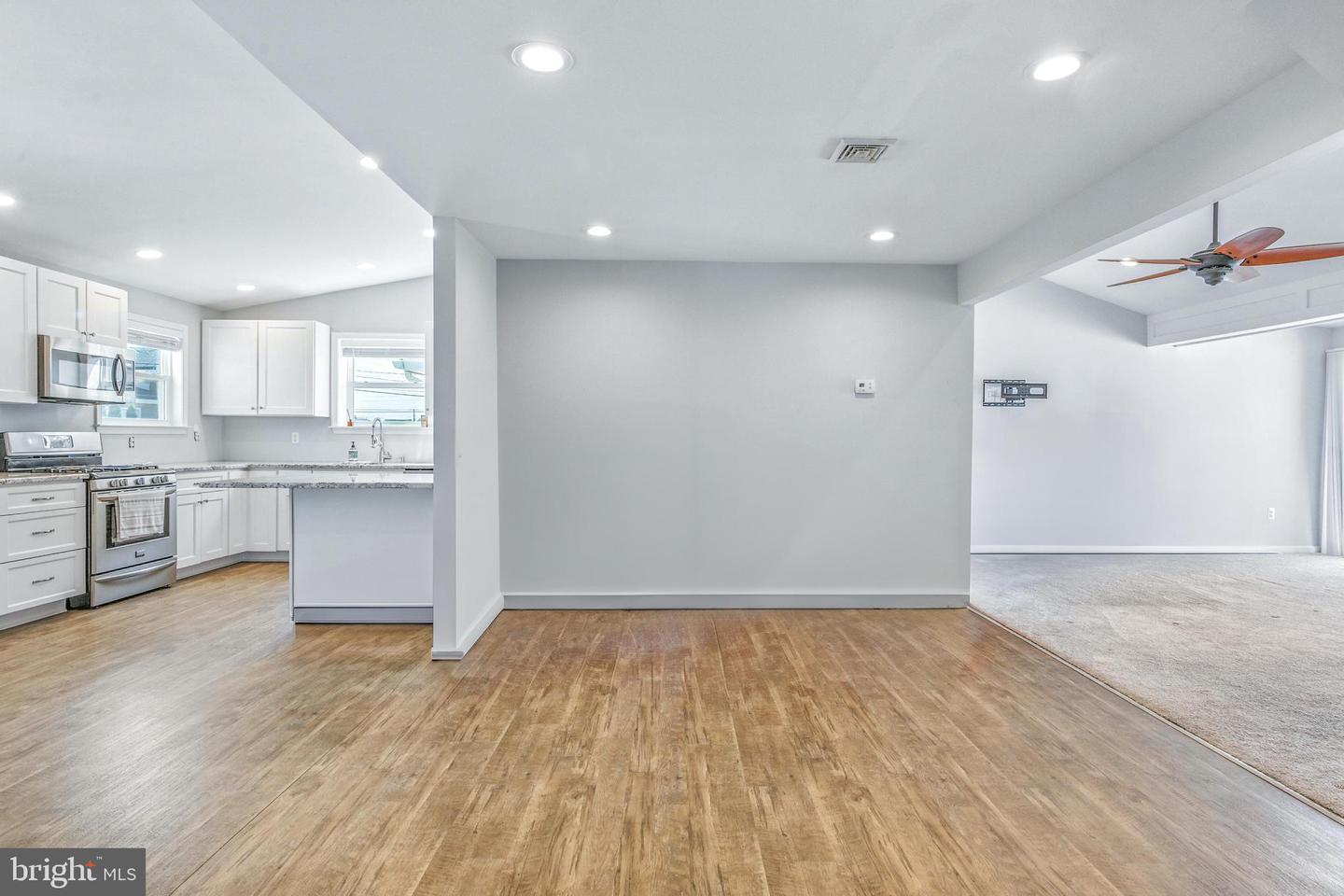 83 Morton Dr