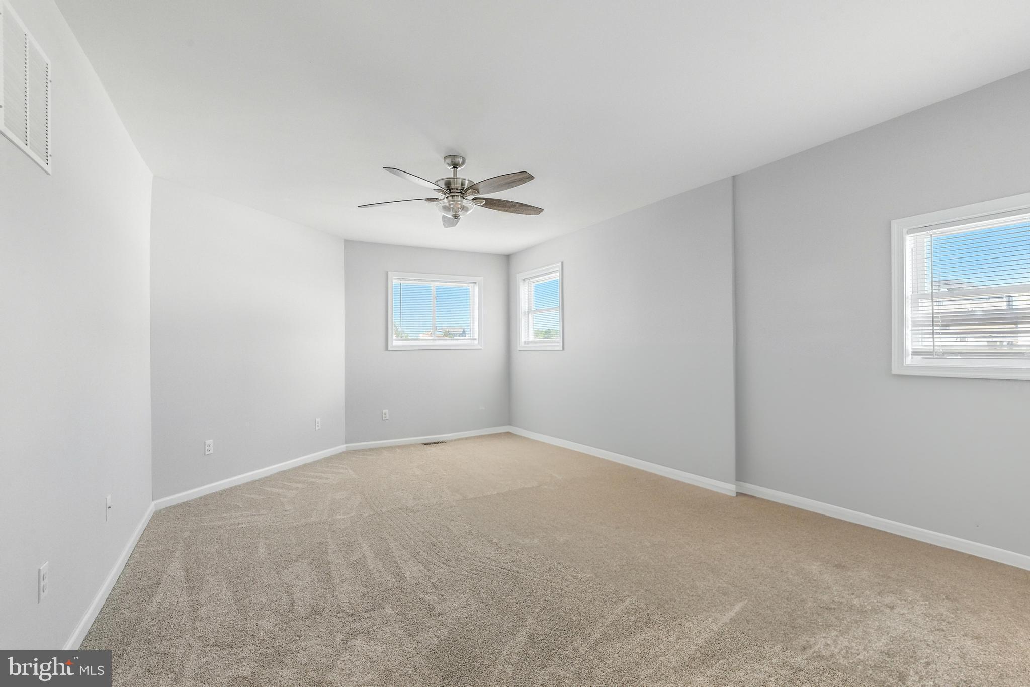 83 Morton Dr