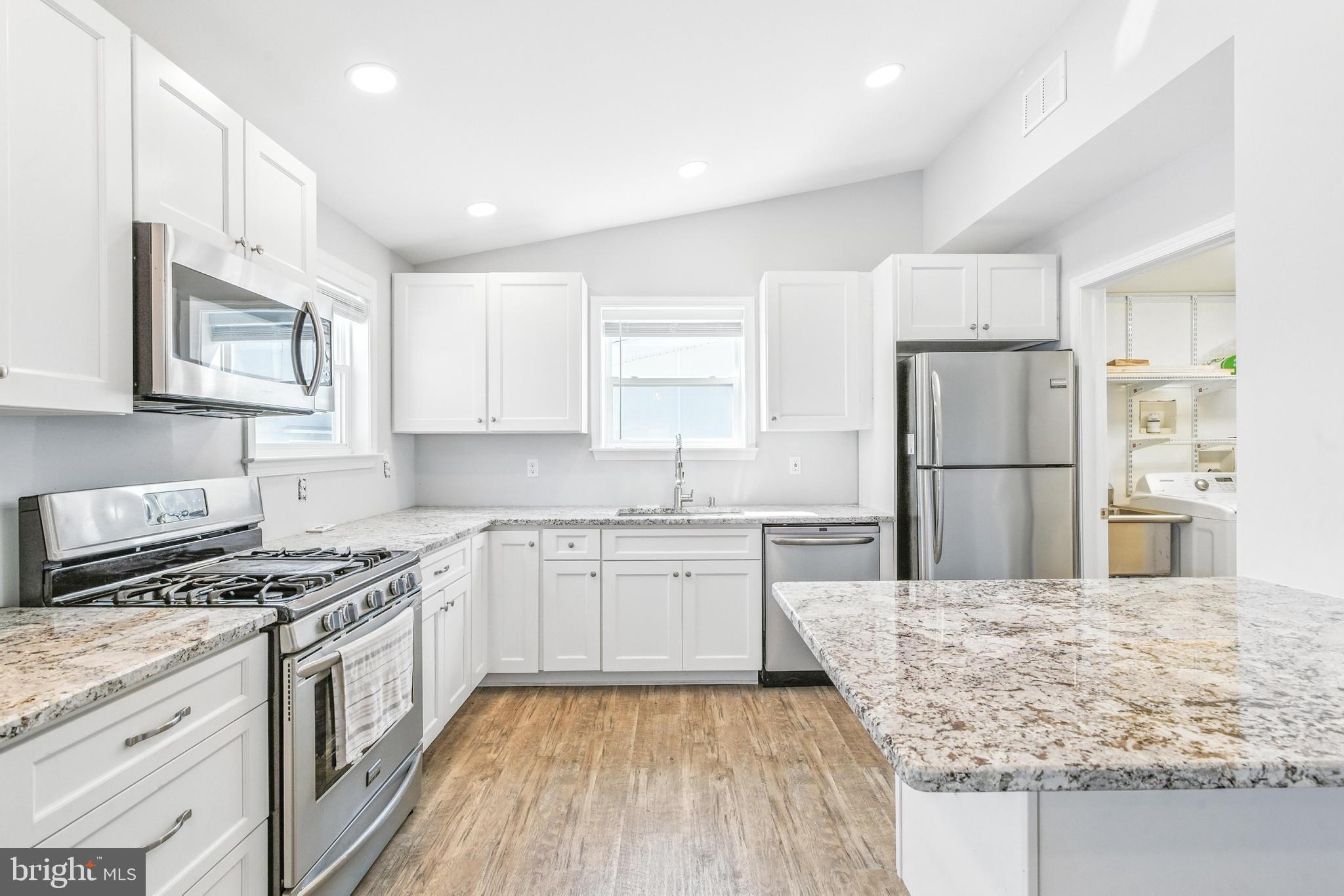 83 Morton Dr