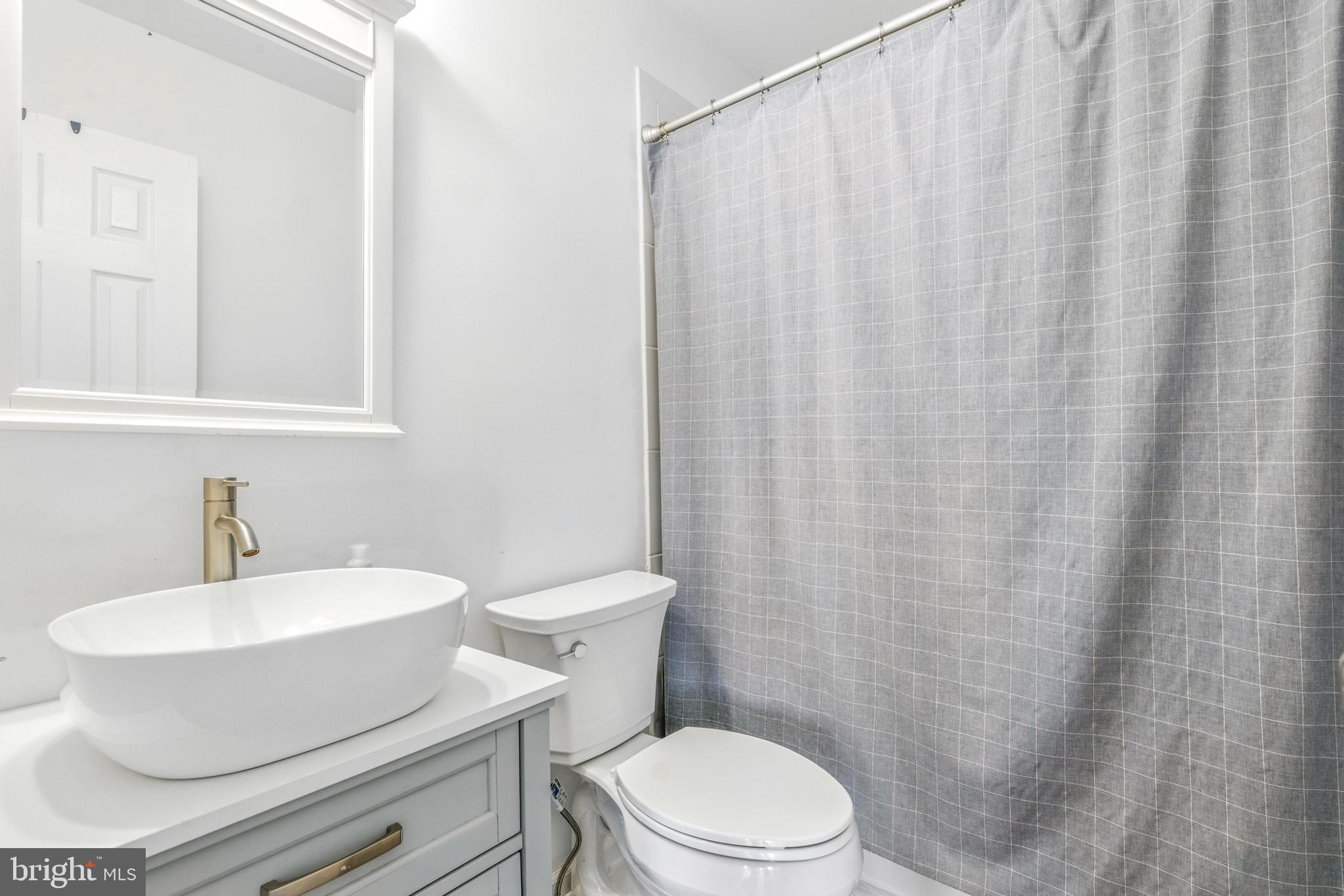 83 Morton Dr