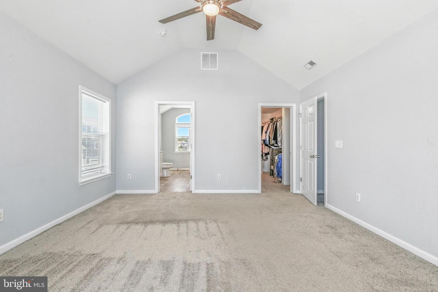 83 Morton Dr