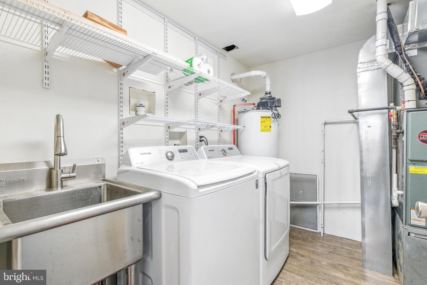 83 Morton Dr