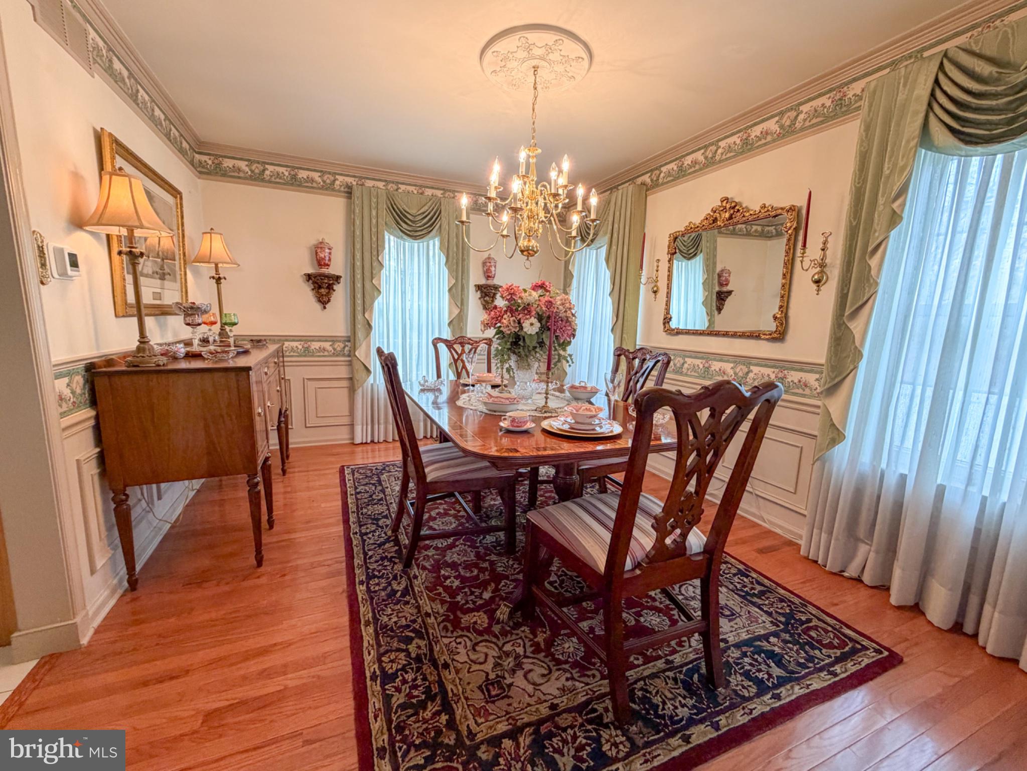 40 GREEN MEADOW DRIVE