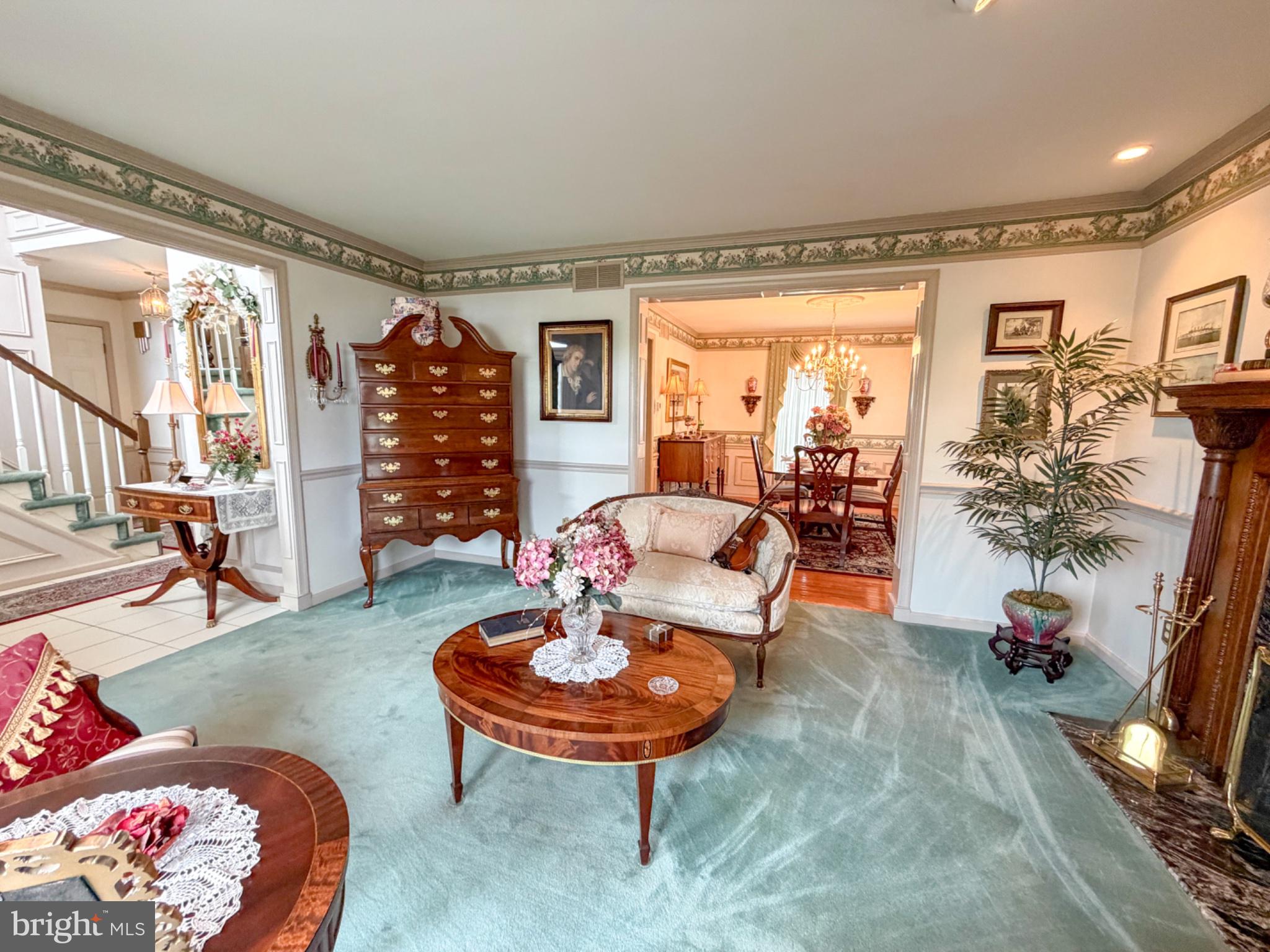 40 GREEN MEADOW DRIVE