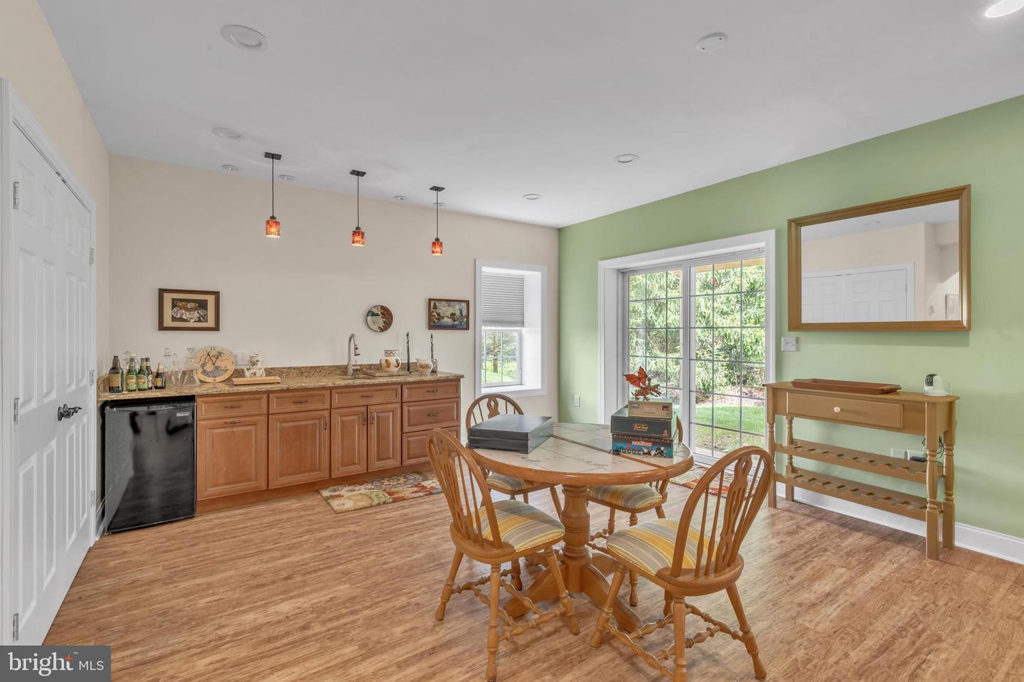 318 Hyde Park Rd