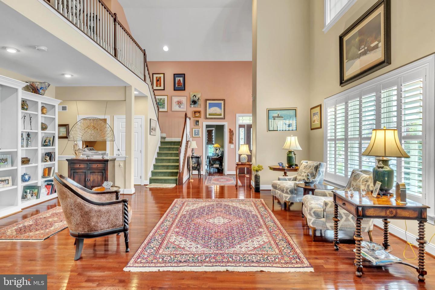 318 Hyde Park Rd