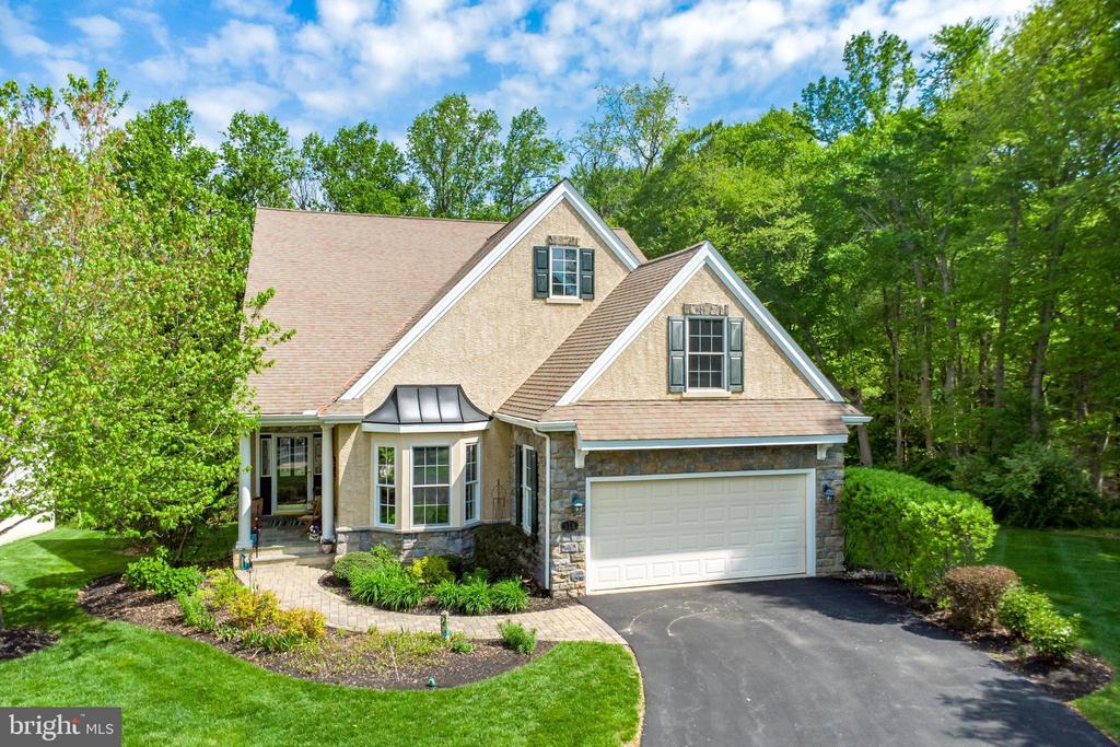 318 Hyde Park Rd