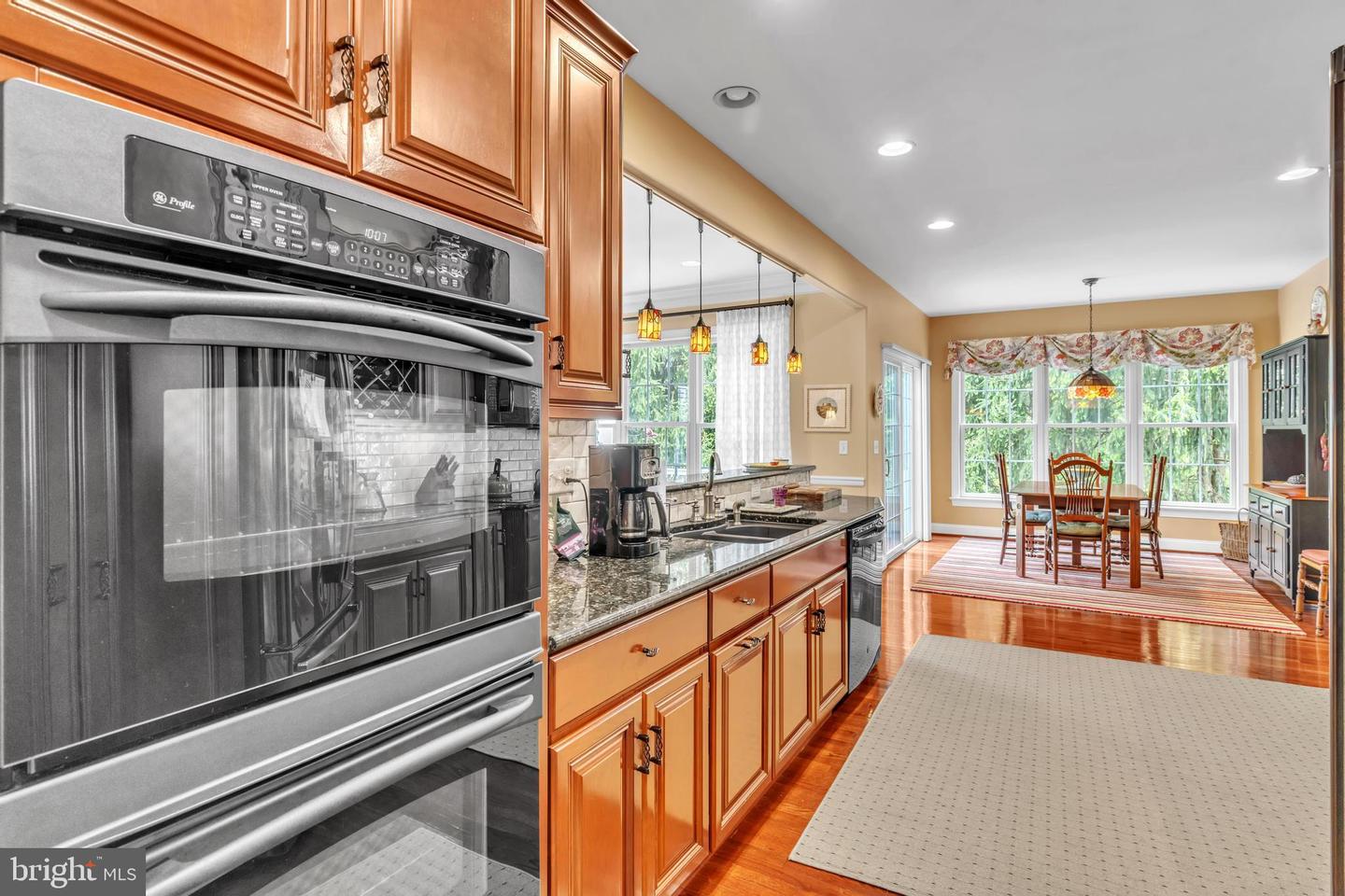 318 Hyde Park Rd