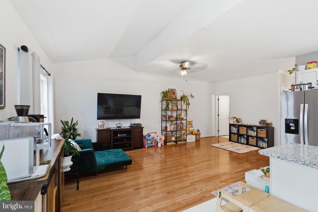 373 GALWAY DRIVE