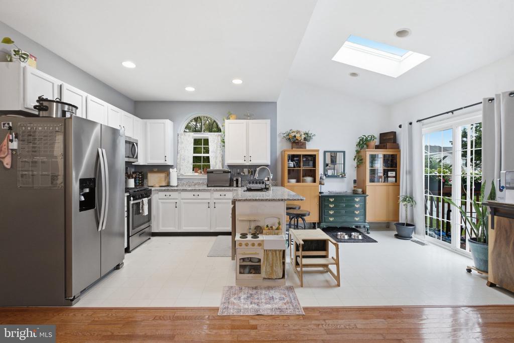 373 GALWAY DRIVE