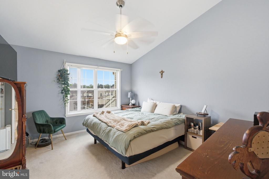 373 GALWAY DRIVE