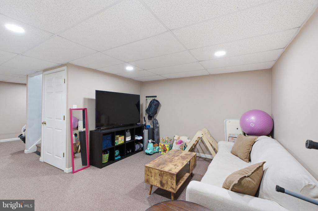 373 GALWAY DRIVE