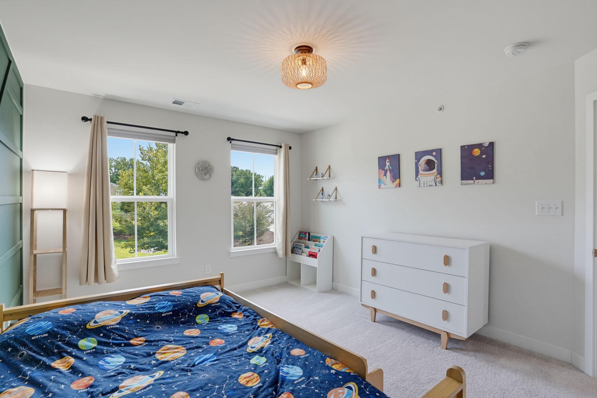 1237 BENJAMIN