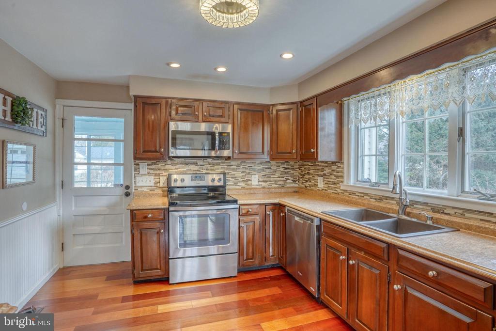 1078 SMITHBRIDGE