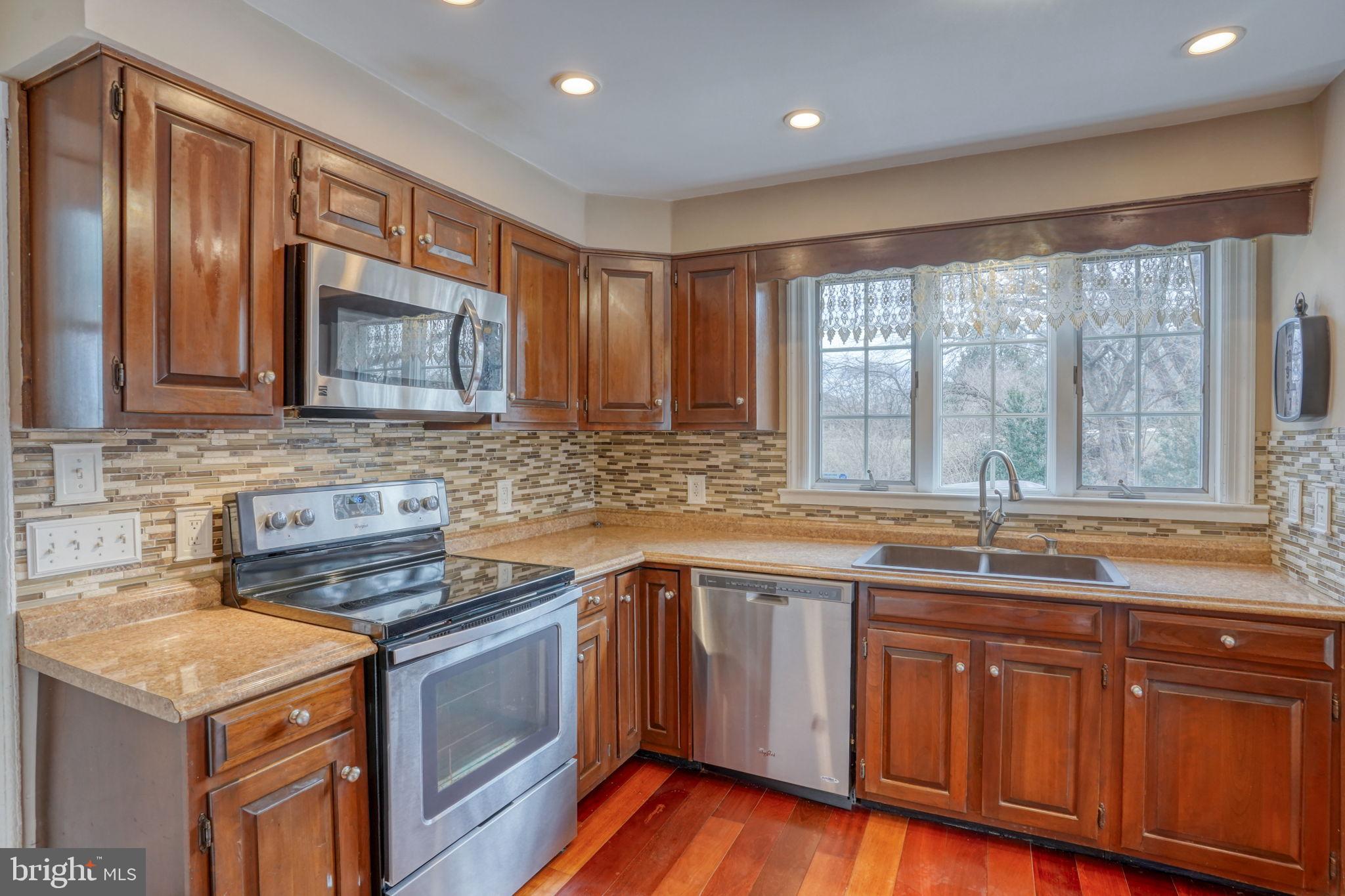 1078 SMITHBRIDGE