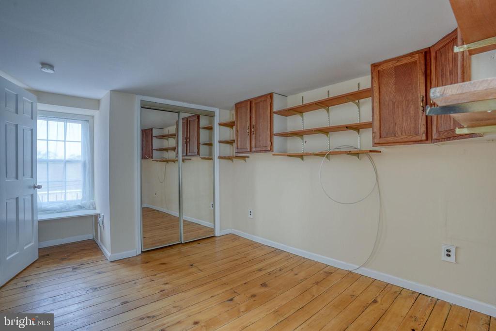 1078 SMITHBRIDGE