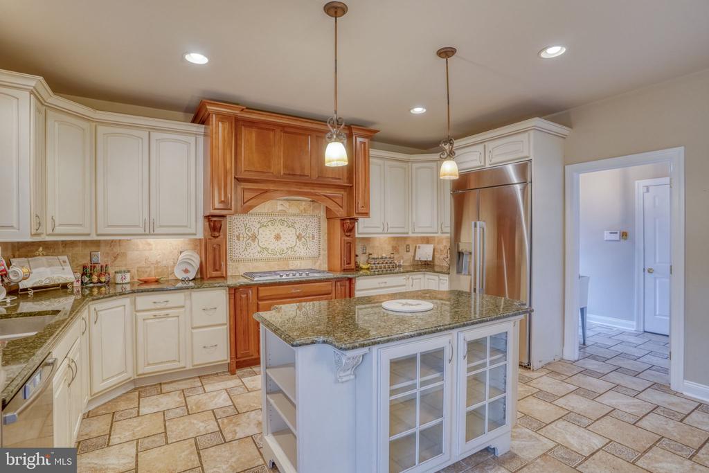 357 WILLITS WAY