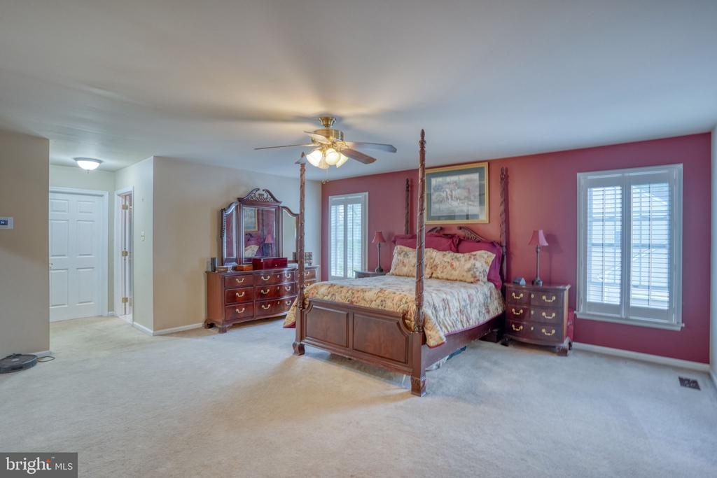 357 WILLITS WAY
