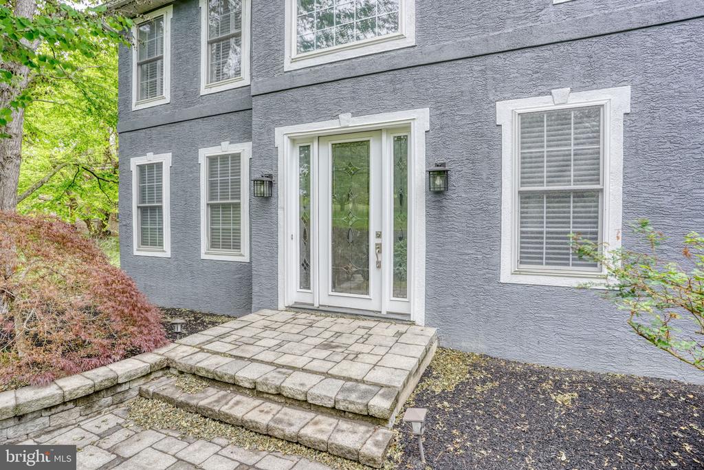 357 WILLITS WAY
