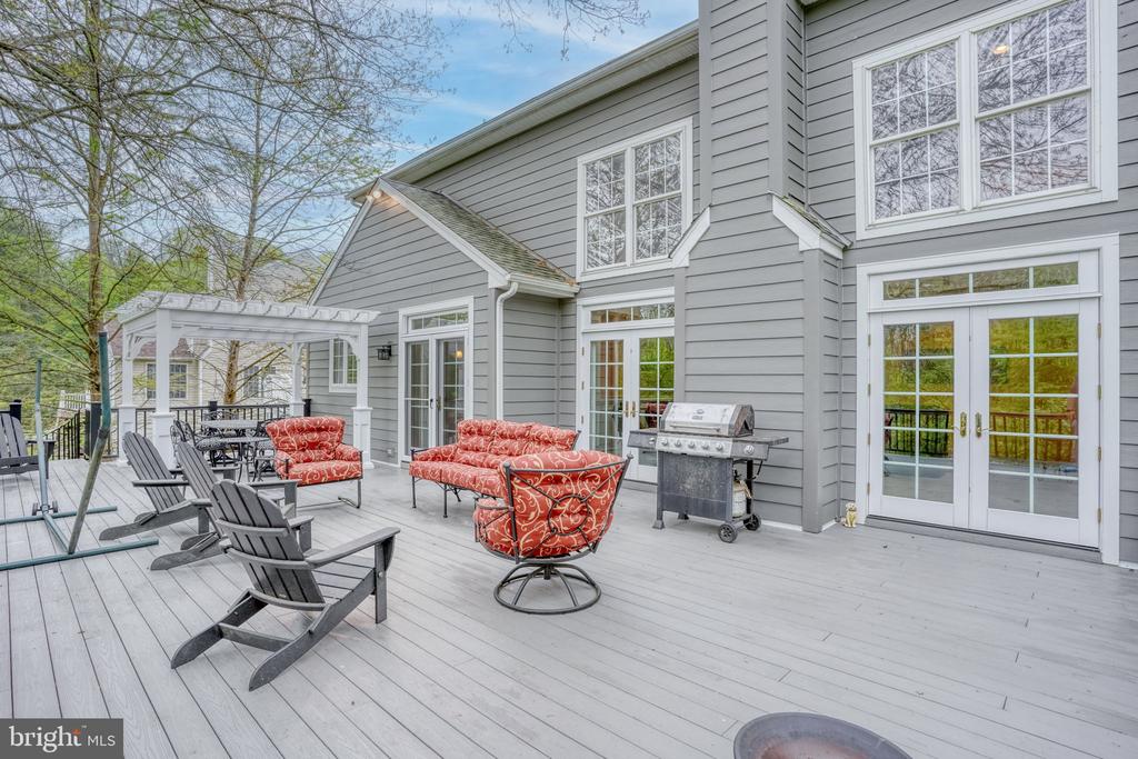 357 WILLITS WAY