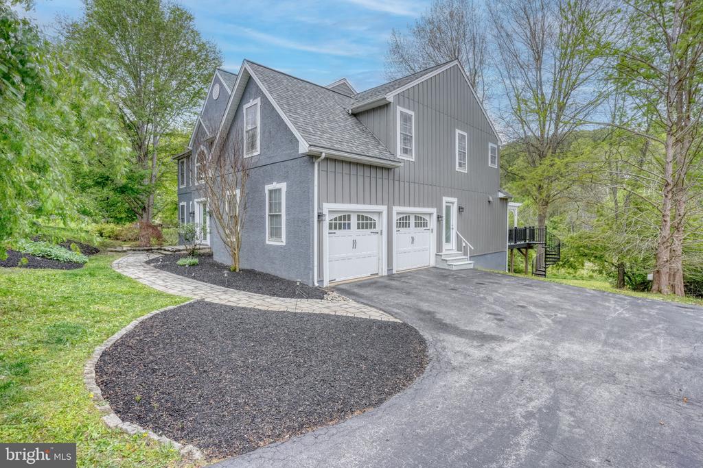 357 WILLITS WAY