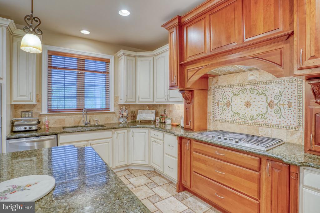 357 WILLITS WAY