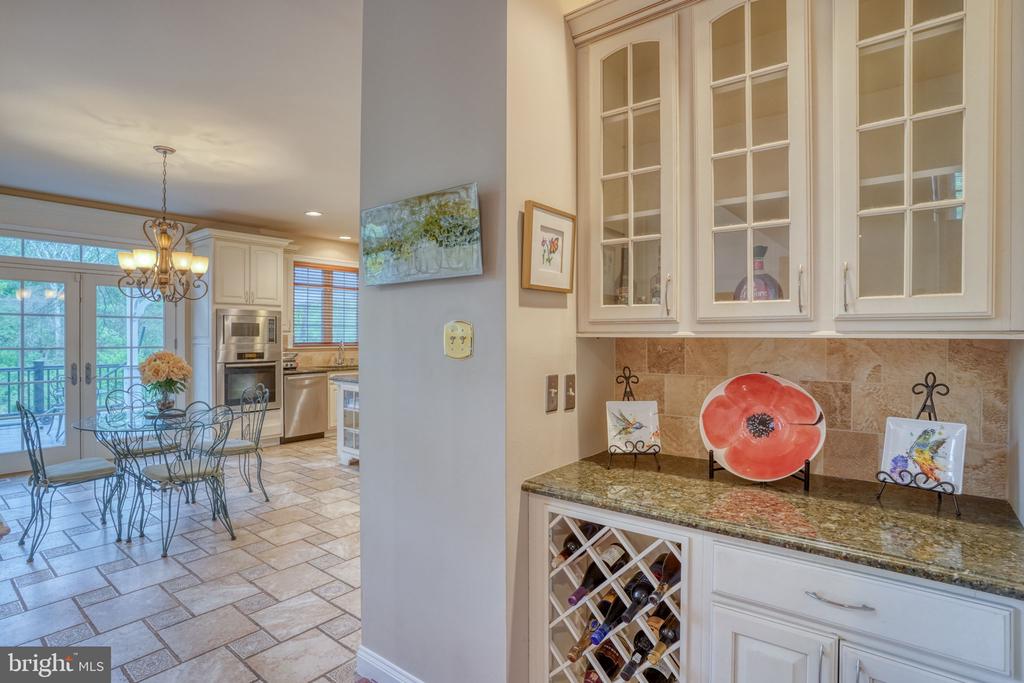 357 WILLITS WAY
