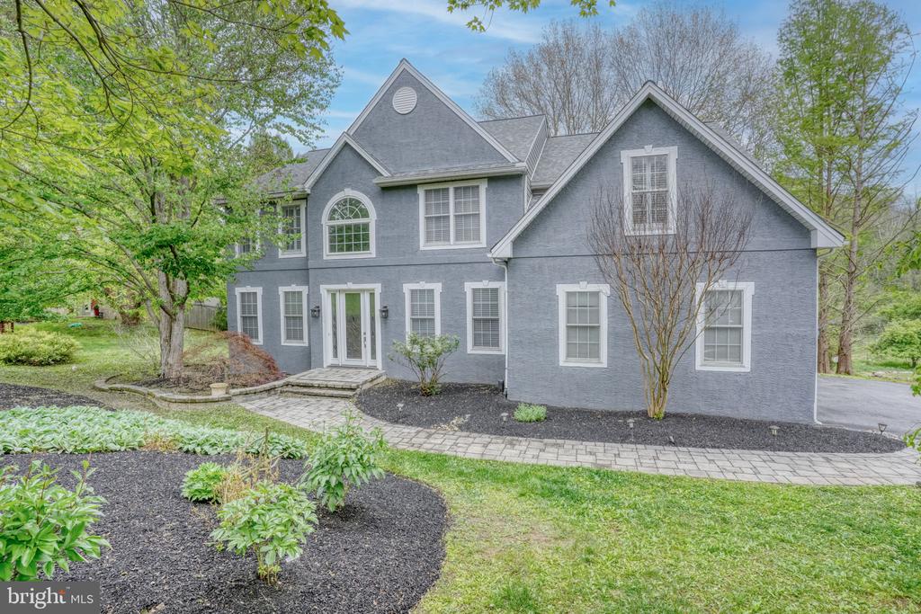 357 WILLITS WAY