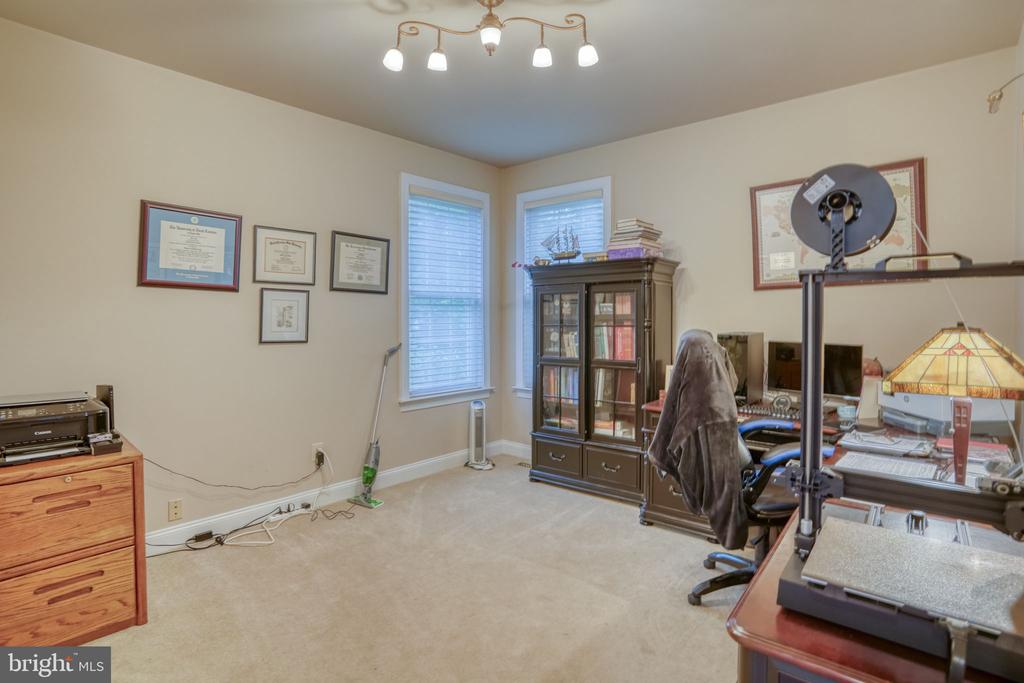 357 WILLITS WAY