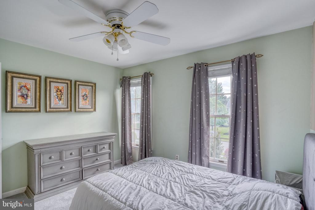 3847 ROTHERFIELD LANE