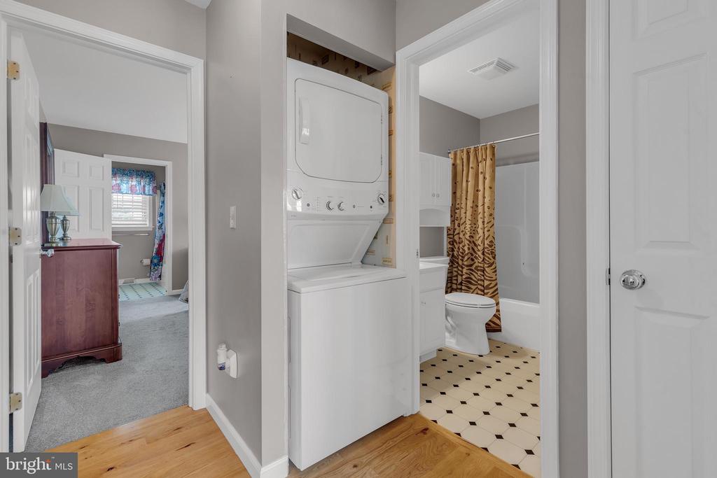 210 Broadmoor Dr