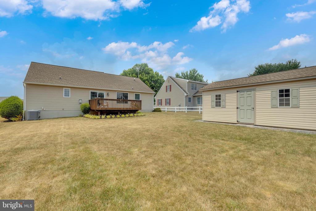 210 Broadmoor Dr